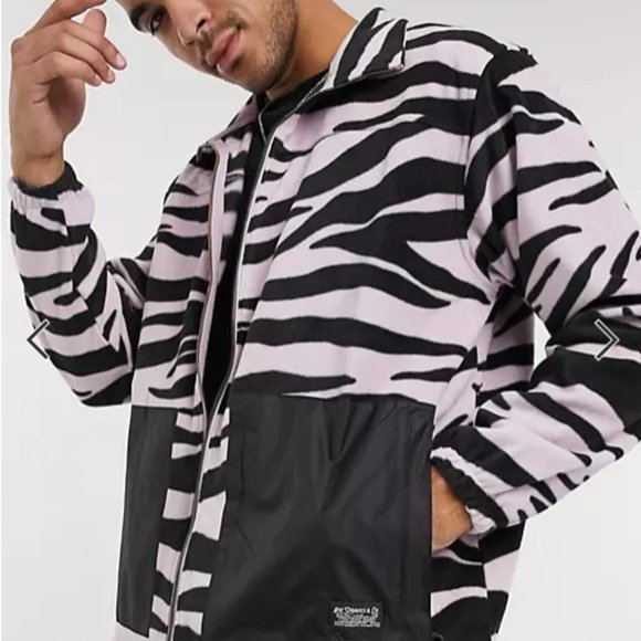 Levi's Skateboarding Mock Neck Zip Fleece Zebra Animal Print Lavendar Size M NWT - Picture 4 of 13